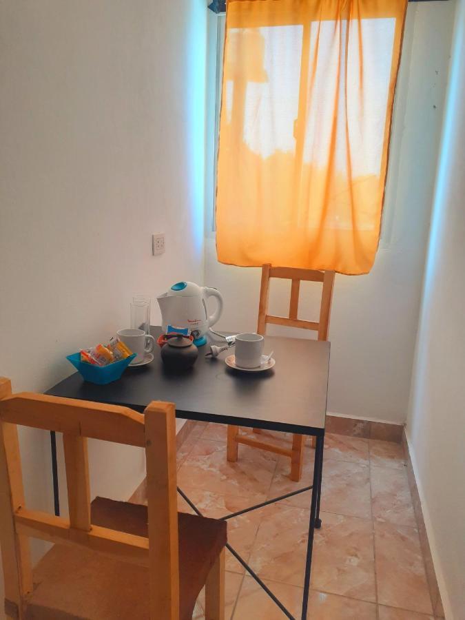Hostal Los Faroles Chicoana Zewnętrze zdjęcie